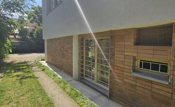 FOTO: Ikonická Vila K v Nitre opäť otvorila svoje brány. Takto vyzerá po obnove