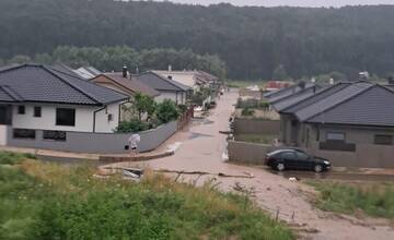 FOTO: Domy v Kyneku pri Nitre sú opäť pod vodou, už tretíkrát za mesiac