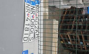 FOTO: Startené a nájdené ŠPZ-ky po búrkach v Nitrianskom kraji