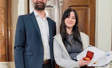 FOTO: Významný výtvarník a sochár Fero Guldan dostal ocenenie od primátora mesta Nitra