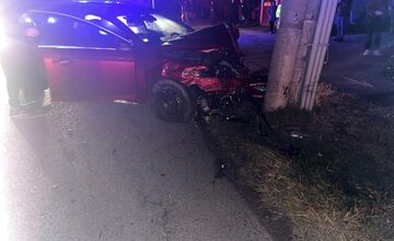 FOTO: Pri Vrábľoch sa zrazili dve osobné autá