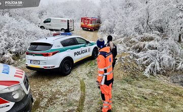 FOTO: Pátracia akcia po Viliamovi zo Šalgoviec mala šťastný koniec, hľadali ho desiatky ľudí 