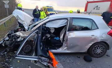 FOTO: Smrteľná nehoda medzi Čakajovcami a Dražovcami. O život prišiel 73-ročný muž