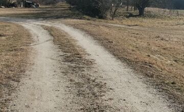 FOTO: Medzi Novými Zámkami a Nesvadmi budujú novú cyklotrasu