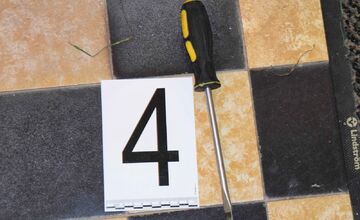 FOTO: Séria vlámačiek v školách v okresoch Levice a Nitra