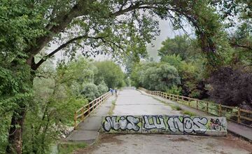 FOTO: Nebezpečný most v Jure nad Hronom pôjde k zemi