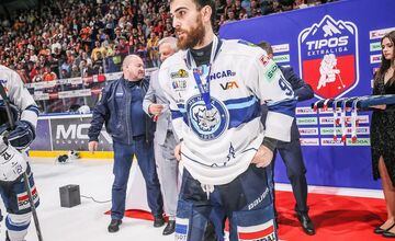 FOTO: Ministra Rudolfa Huliaka vypískala celá Steel Aréna