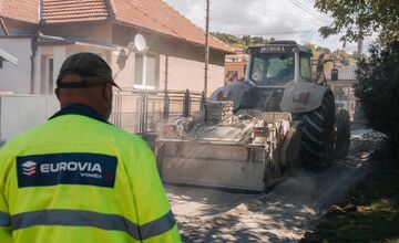 FOTO: V Dražovciach sa jazdilo ako po tankodrome: Mesto konečne zasiahlo a investovalo do opráv viac ako 160-tisíc eur