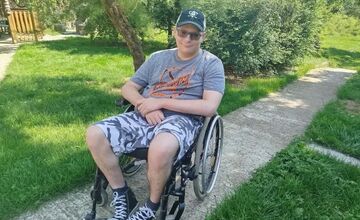 FOTO: Poisťovňa mu povedala nie, čas sa kráti. Eduard potrebuje liek za tisíce