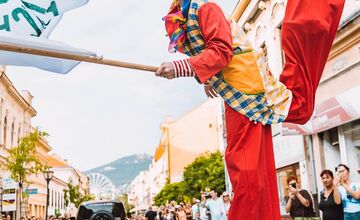 FOTO: CAMPANA Fest ovládne Nitru, pripravte sa na podujatia plné hudby, tanca a rôznych atrakcií, vrátane vyhliadky
