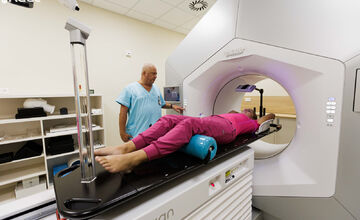 FOTO: Onkopacientom bude po novom pomáhať nový moderný pomocník 