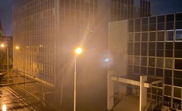 FOTO: Čo sa skrýva v tejto starej budevo v centre Nitry? Youtuber sa pozrel dnu a ukazuje jej tajomstvá