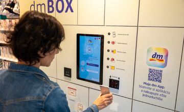 FOTO: V Nitre otvoria tú najväčšiu Dm-ku na Slovensku