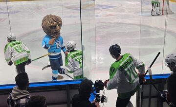 FOTO: Hokejový zápas SPU vs. UKF (2025)