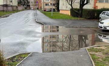 FOTO: V Kalnej nad Hronom zaplavilo rekreačný areál Ostrov pohybu
