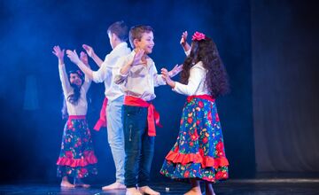 FOTO: Najmilší koncert roka v Nitre podporili aj nakupujúci v prvý deň otvorenia v novom obchode na Šindolke