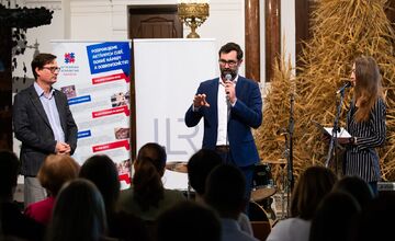 FOTO: Úspešné komunitné a školské projekty mladých v Nitre sa opäť stali realitou a pomohli deťom aj mládeži