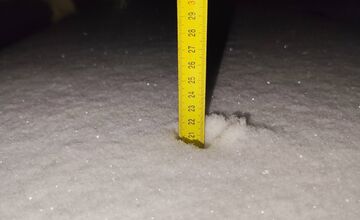 FOTO: Zimné počasie v Nitre a okolí je tu, miestami napadalo niekoľko centimetrov snehu a zrážky môžu pokračovať