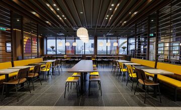 FOTO: V Nitre otvorili už tretí McDonald's, po ruke bude aj motoristom