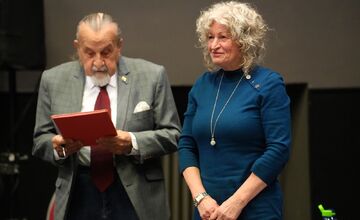 FOTO: Seniori v Nitre si zvolili nové predsedníctvo, po 14 rokoch končí Anton Chudík a nahradí ho Kornélia Turbová