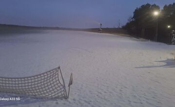 FOTO: Jarné prázdniny sú tu. Deti si užijú sánkovačku v Nových Zámkoch aj v obci Čechy