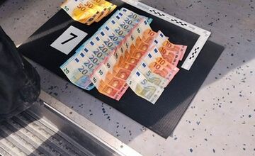 FOTO: Kriminalisti zadržali v Topoľčanoch muža, je podozrivý z obchodovania s heroínom