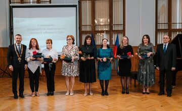 FOTO: NSK v roku 2026 ocenil pedagogických zamestnancov župných stredných škôl 