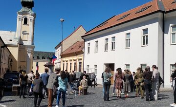 FOTO: Nakrúcanie filmu Autobus do Vlčích dier v Nitre