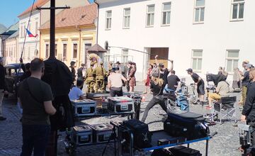 FOTO: Nakrúcanie filmu Autobus do Vlčích dier v Nitre