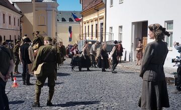FOTO: Nakrúcanie filmu Autobus do Vlčích dier v Nitre