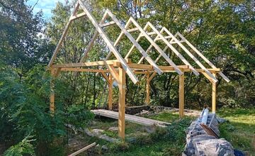 FOTO: Lokalita Malá Skalka v Zoborských vrchoch prechádza revitalizáciou